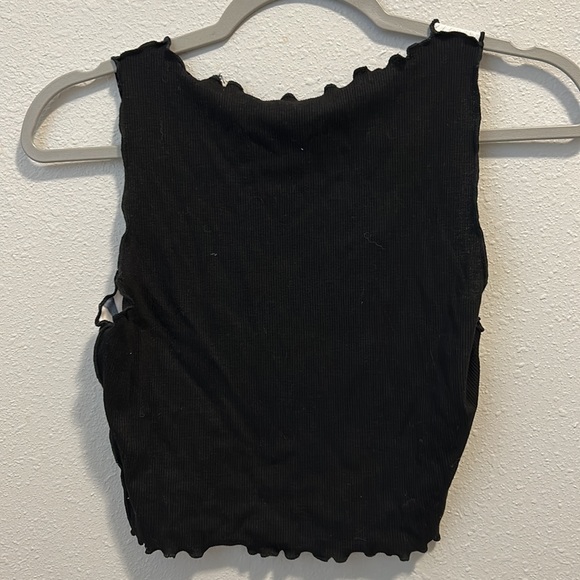 Ruffled trim crop top! - Picture 2 of 2